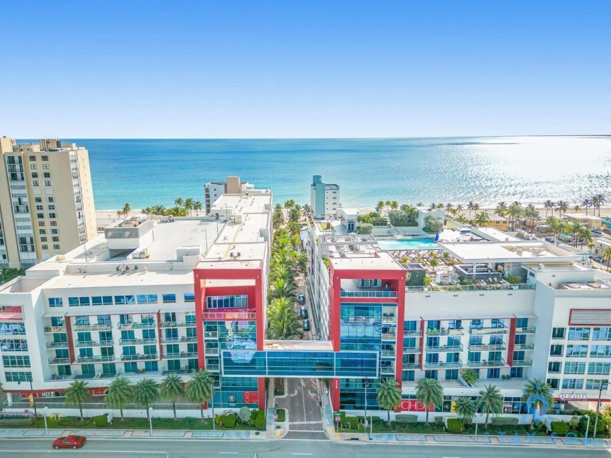 Apartment With Bay View Balcony - Pool - Up To 6 - Gym 好莱坞 外观 照片