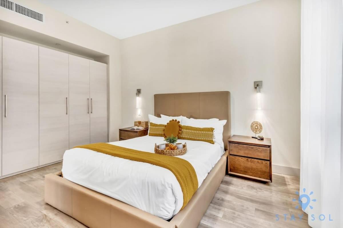 Apartment With Bay View Balcony - Pool - Up To 6 - Gym 好莱坞 外观 照片