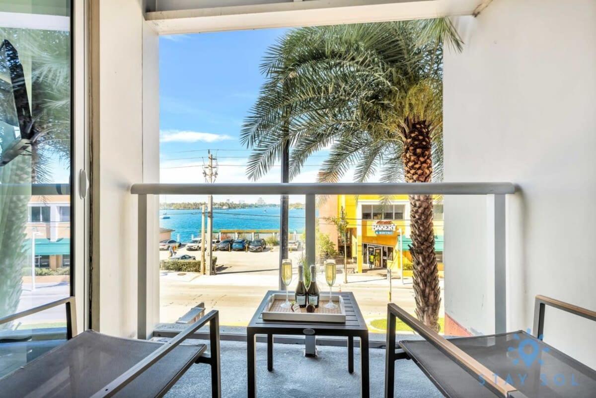 Apartment With Bay View Balcony - Pool - Up To 6 - Gym 好莱坞 外观 照片