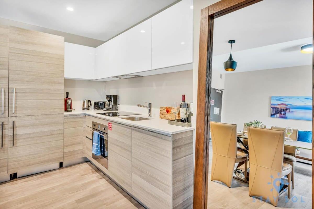 Apartment With Bay View Balcony - Pool - Up To 6 - Gym 好莱坞 外观 照片